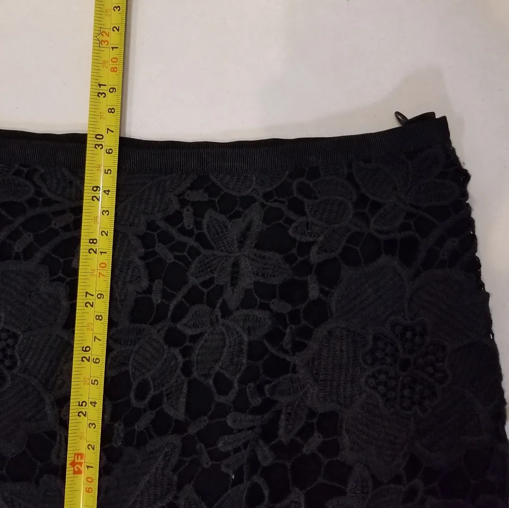 Lafayette 148 New York Over the Knee Black Lace Overlay Pencil Skirt Sz 8